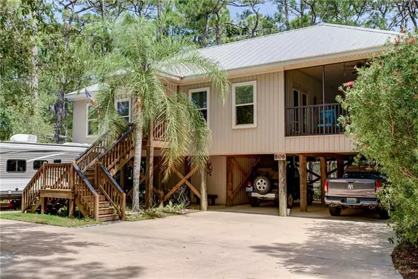 806 Itasca PL, Dauphin Island, AL 36528