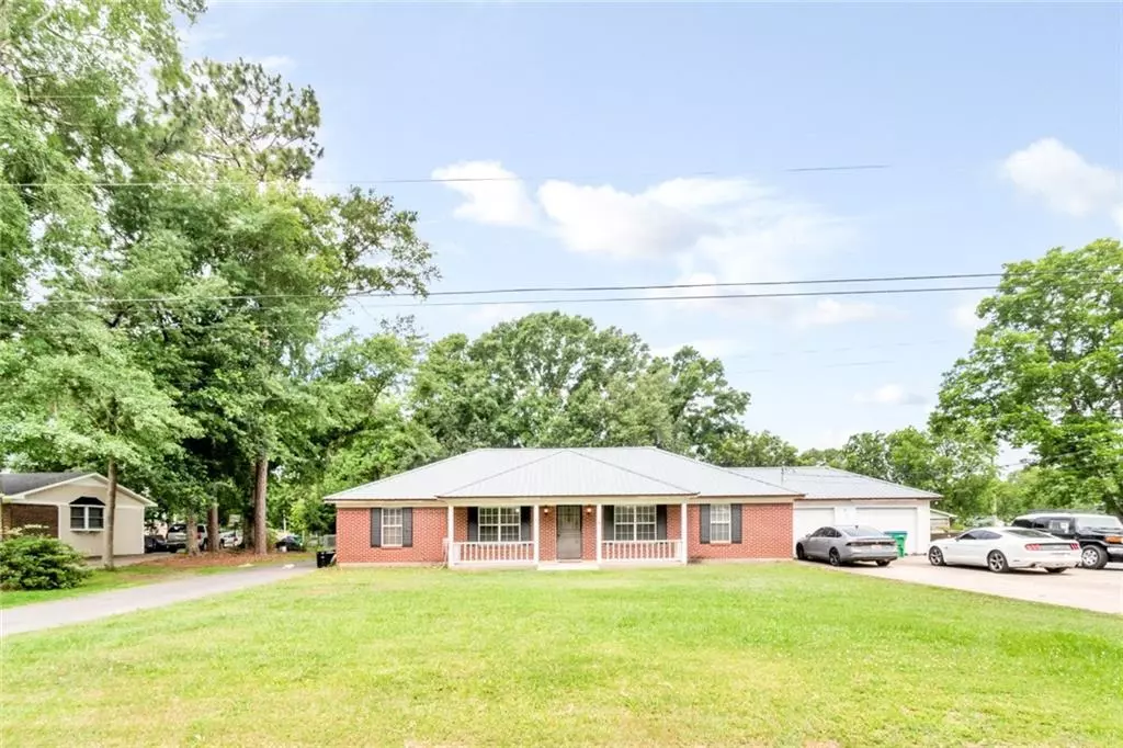 Saraland, AL 36571,813 Ellen ST