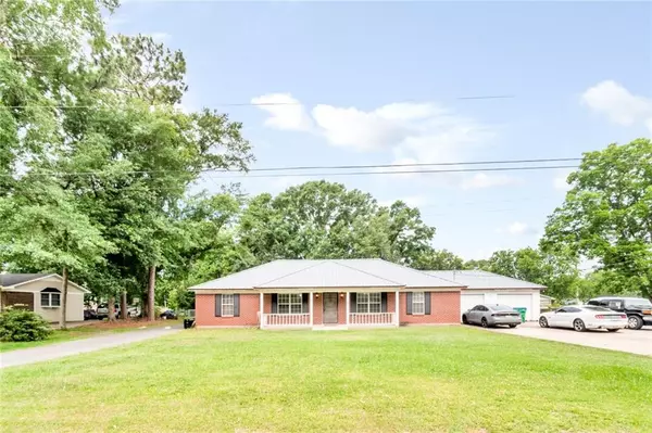 813 Ellen ST, Saraland, AL 36571