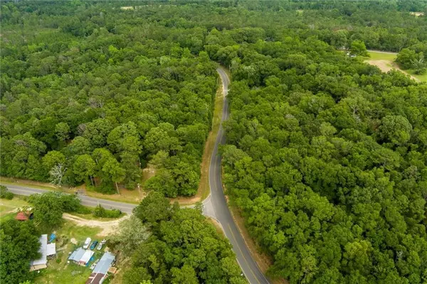 Bay Minette, AL 36507,8650 Byrnes Lake RD