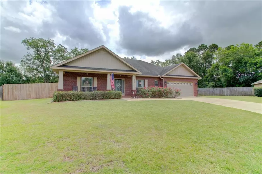 8375 Woodside LN, Grand Bay, AL 36541