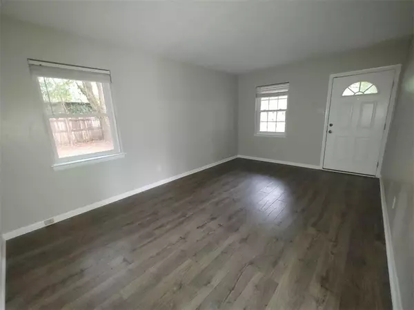 Mobile, AL 36618,1517 Chesterfield DR E