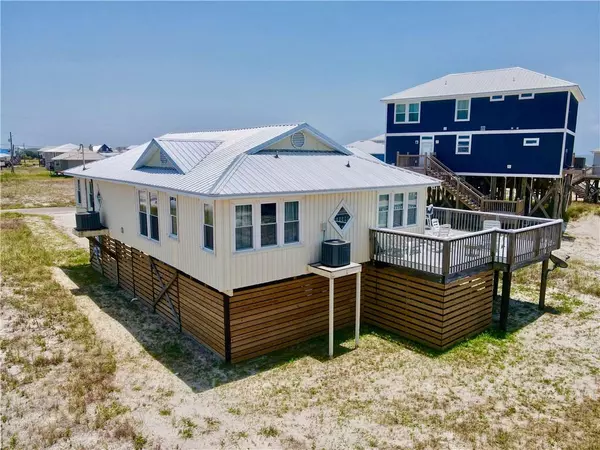 Dauphin Island, AL 36528,107 Quebec CT