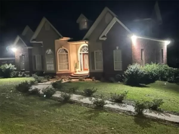 Semmes, AL 36575,8070 Double Branch WAY