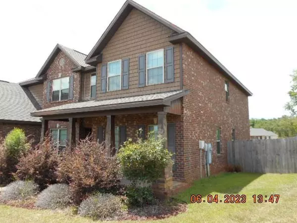 Mobile, AL 36608,231 Heritage CIR