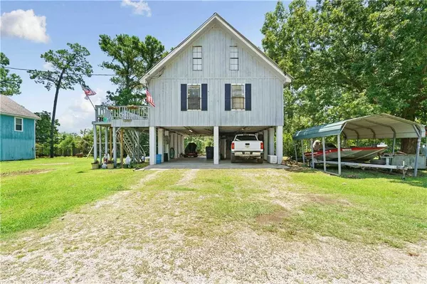 Coden, AL 35423,3241 Pine DR