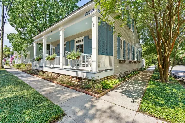 Mobile, AL 36604,300 Marine ST