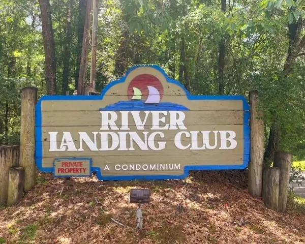 Mobile, AL 36605,137 Riverbend DR #137