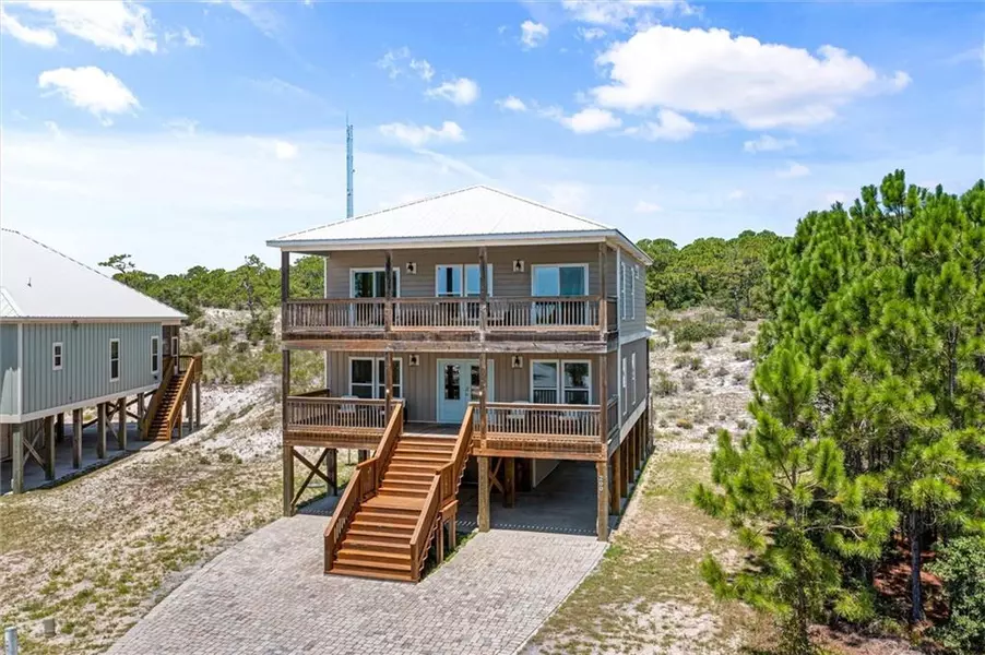 200 Magnolia CT, Dauphin Island, AL 36528