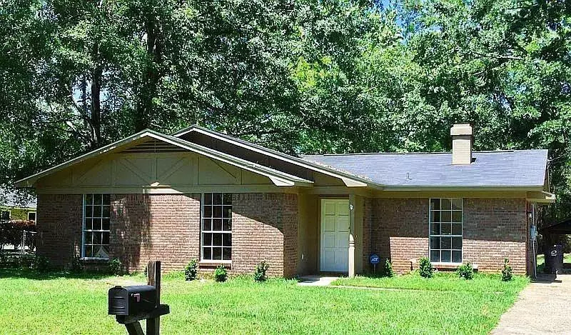 Saraland, AL 36571,492 Scott DR