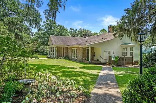 Mobile, AL 36605,2151 Venetia RD