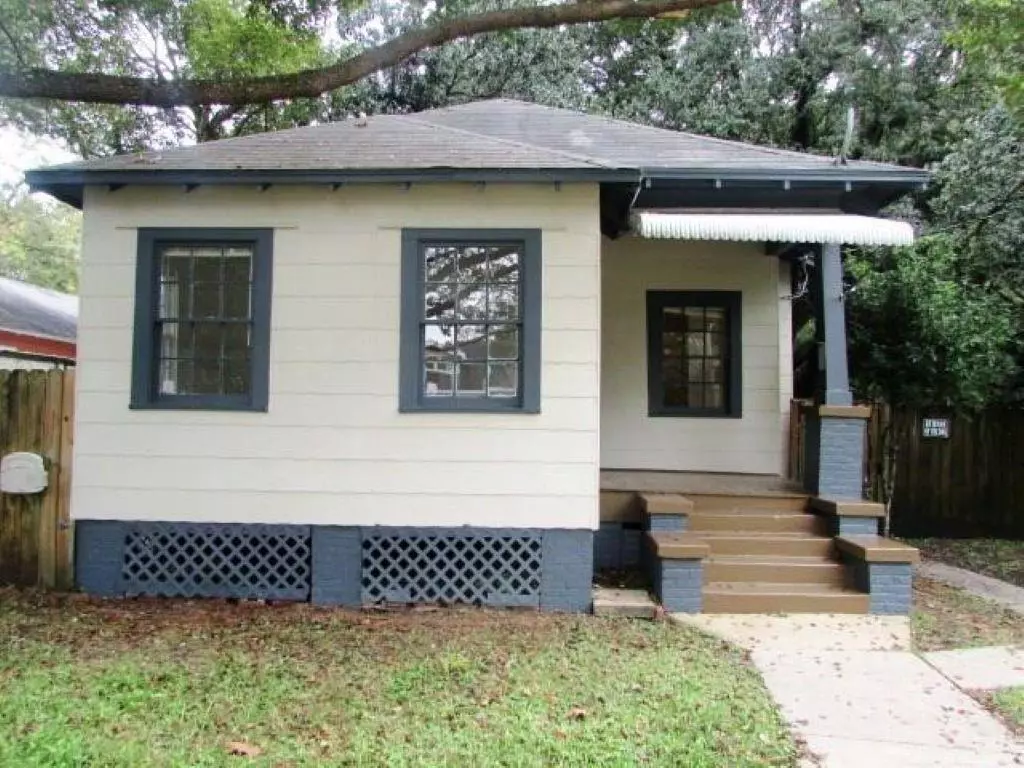 Mobile, AL 36607,134 Hyland AVE
