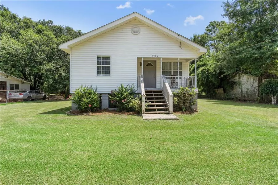 13905 Harding AVE, Bayou La Batre, AL 36509