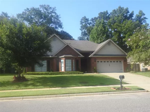 Semmes, AL 36575,10367 Ronnie Byrd LN S