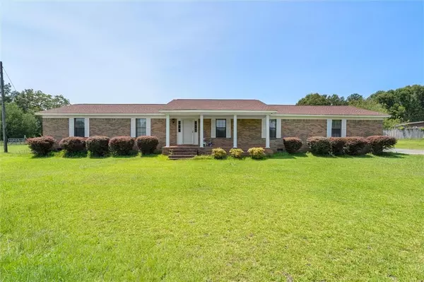 5285 Rodgers RD, Semmes, AL 36575