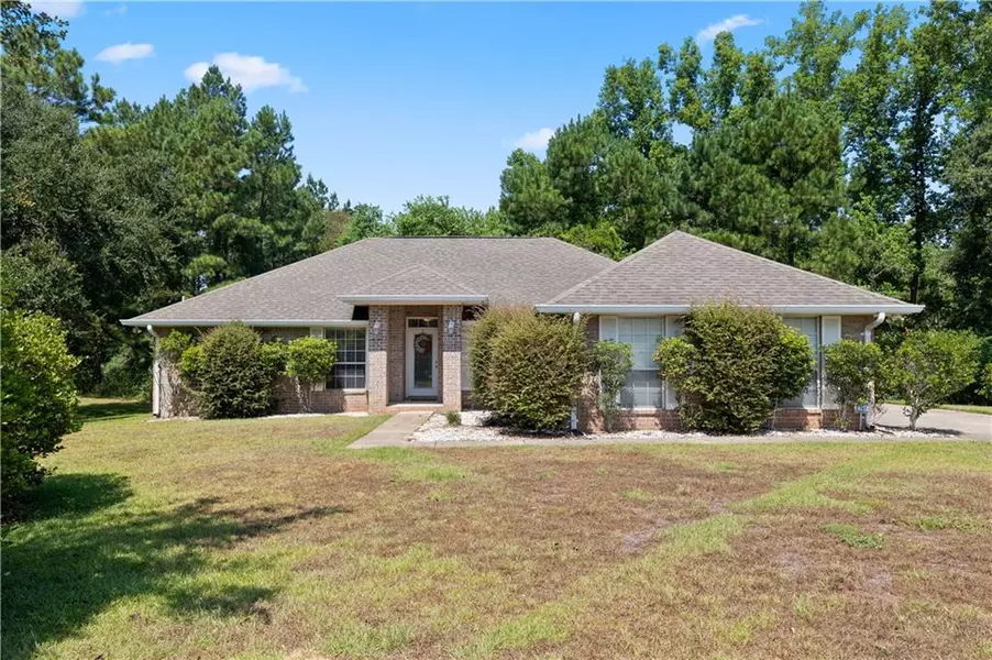 16622 Cherubim CT, Loxley, AL 36551