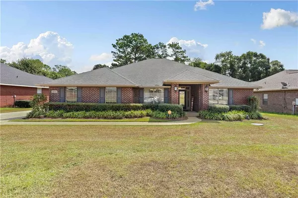 2835 Saddlebrook DR E, Mobile, AL 36695