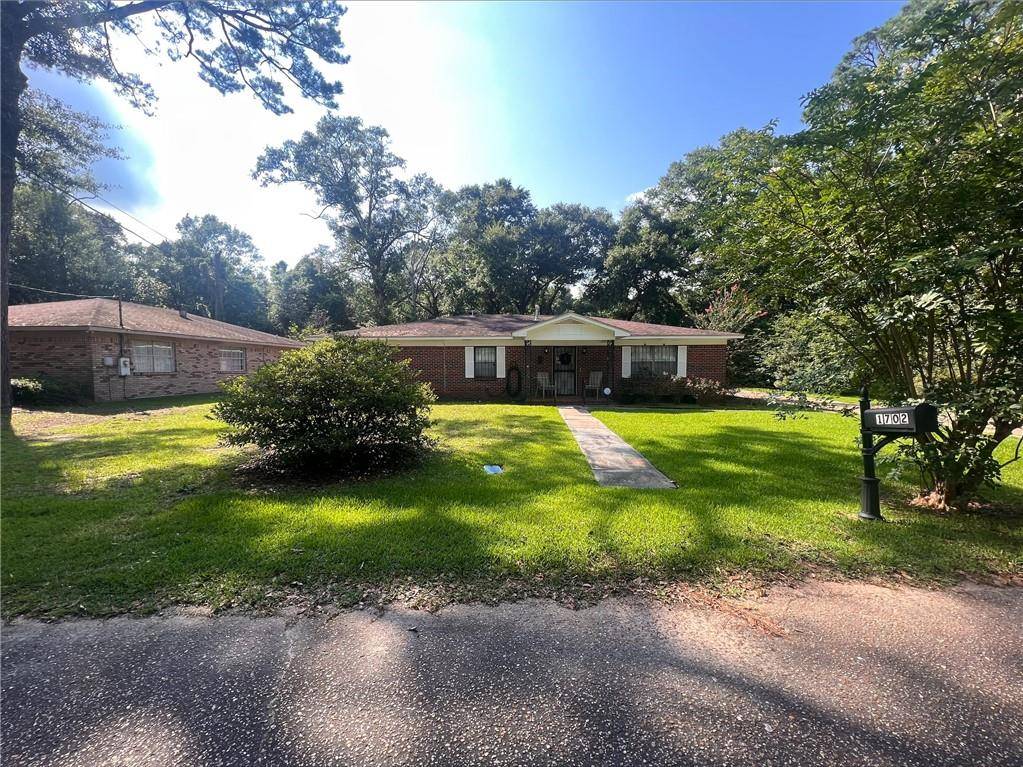 Whistler, AL 36612,1702 Hand AVE