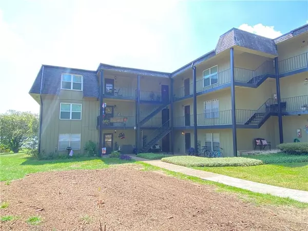 228 Riverbend DR #228, Mobile, AL 36605