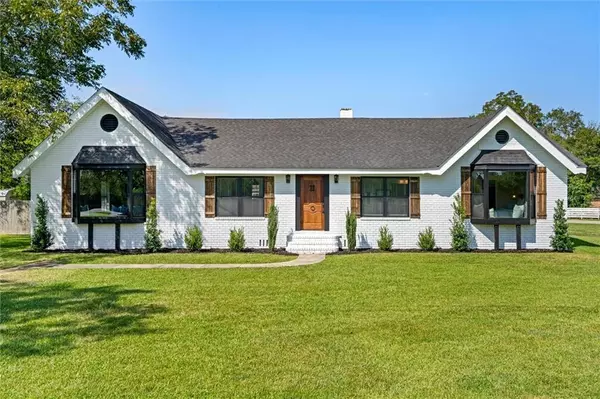 3180 Mcfarland RD, Mobile, AL 36695