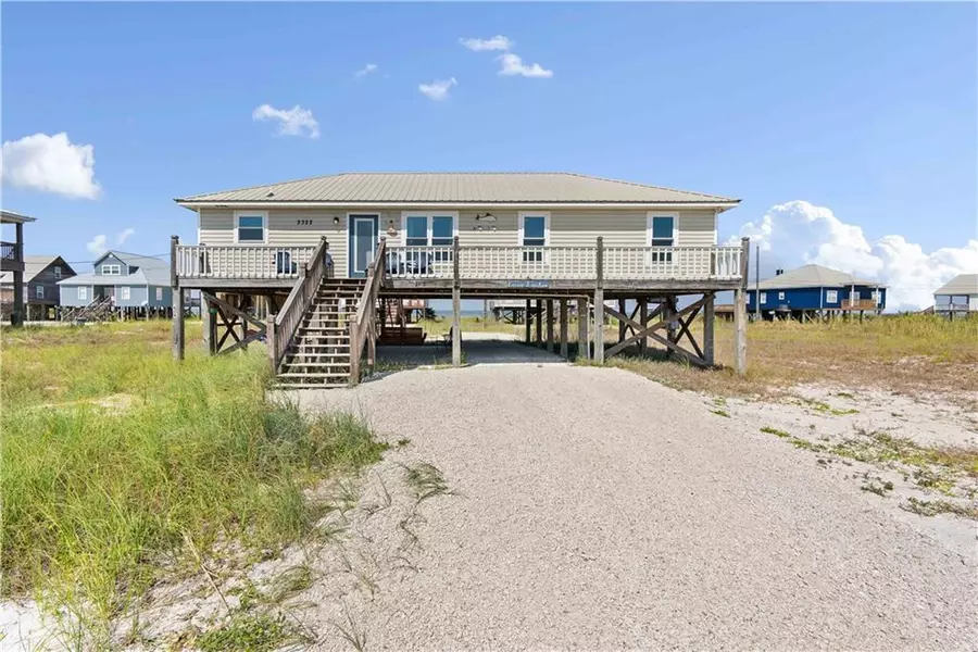 2322 Bienville BLVD, Dauphin Island, AL 36528