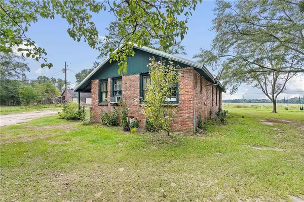 Mobile, AL 36608,9070 Tanner Williams RD
