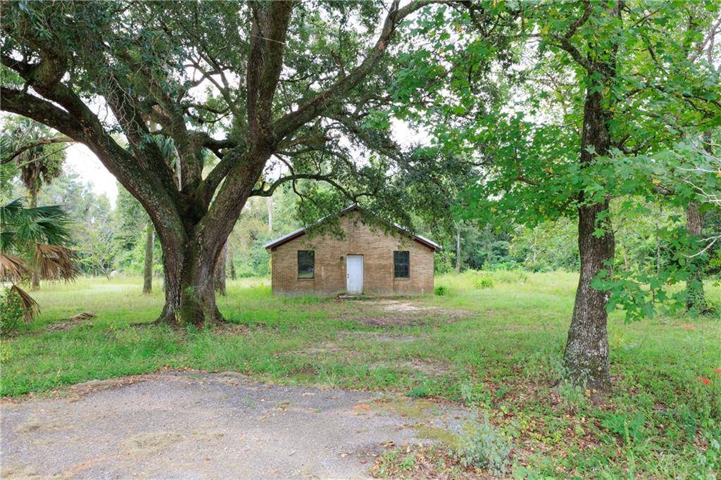 17440 Old Brady RD, Bay Minette, AL 36507