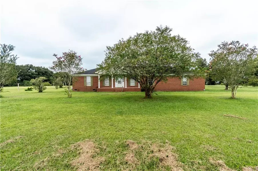 11425 Wheatcroft RD S, Grand Bay, AL 36541