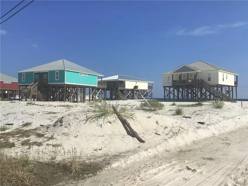 106 Tovar CT, Dauphin Island, AL 36528