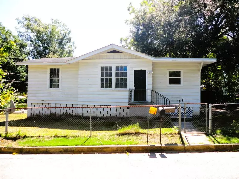 14 Canal ST, Chickasaw, AL 36611