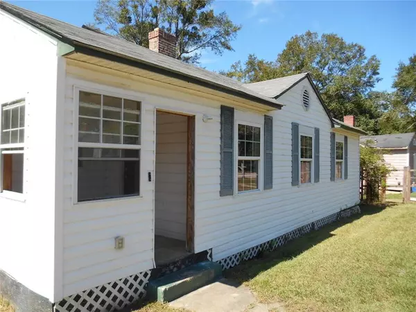 Mobile, AL 36605,1108 Gimon CIR W