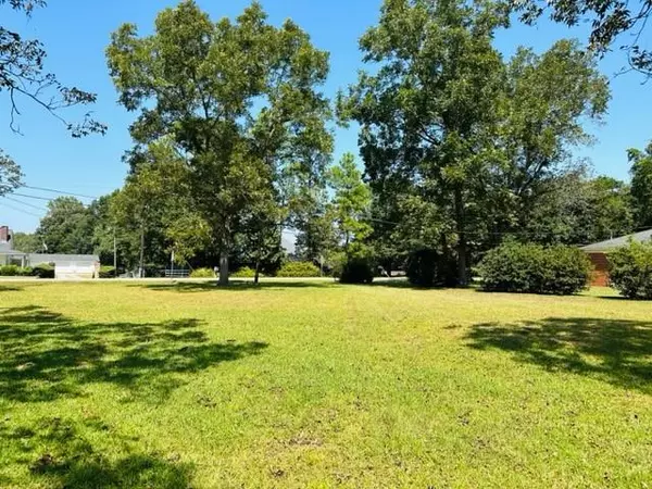 Mobile, AL 36695,1645 Dawes RD