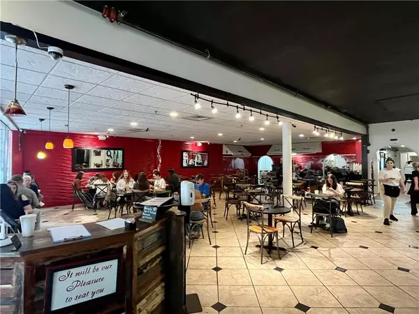 Mobile, AL 36602,310 Dauphin ST