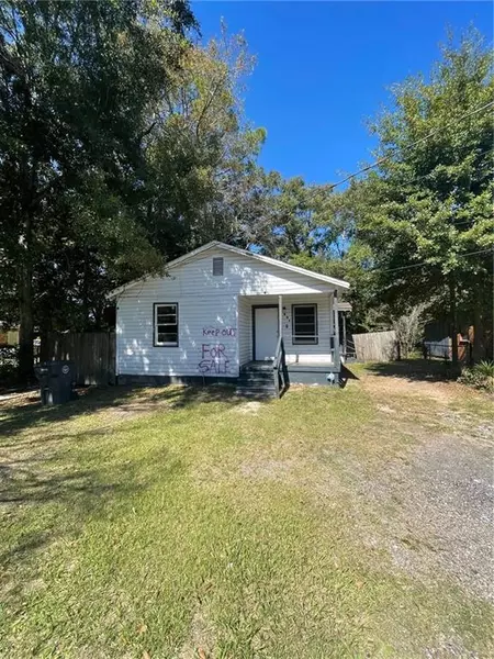712 Half AVE, Prichard, AL 36610