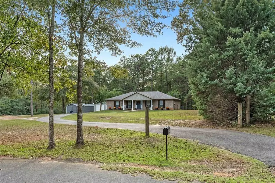 3515 Northfield RD E, Semmes, AL 36575