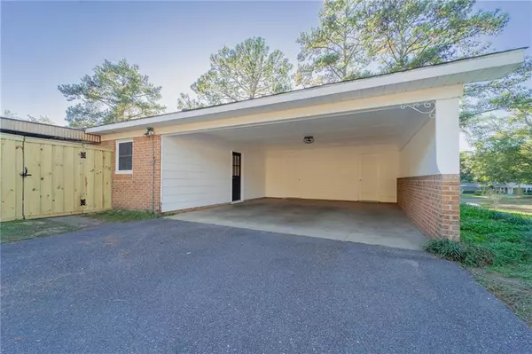 Mobile, AL 36693,3251 Brookline DR W