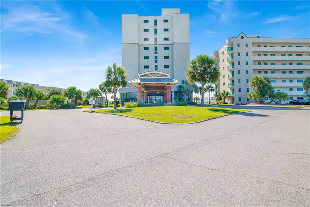 Gulf Shores, AL 36542,375 Plantation RD #5703