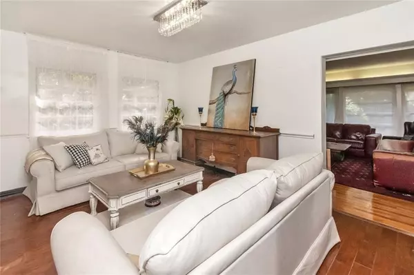 Mobile, AL 36609,260 Jackson DR