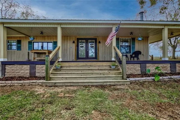 28900 Roserun RD, Robertsdale, AL 36567