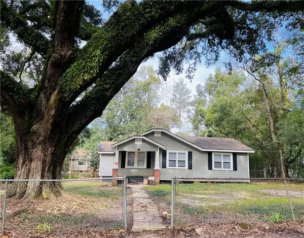 Mobile, AL 36605,2036 Nicholas LN