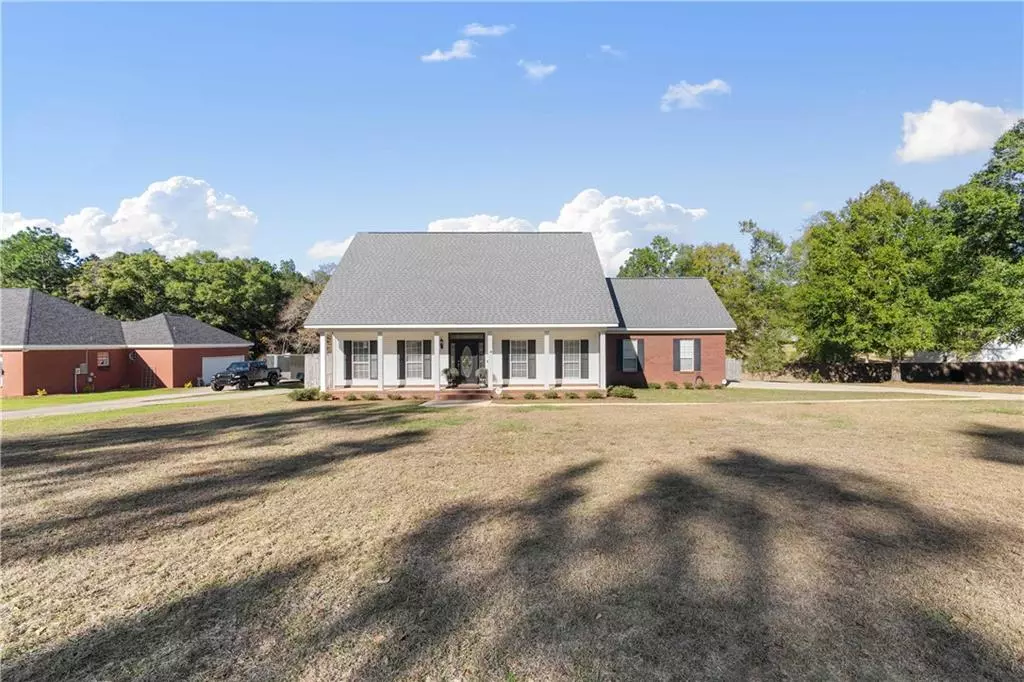 Semmes, AL 36575,2425 Roseland DR