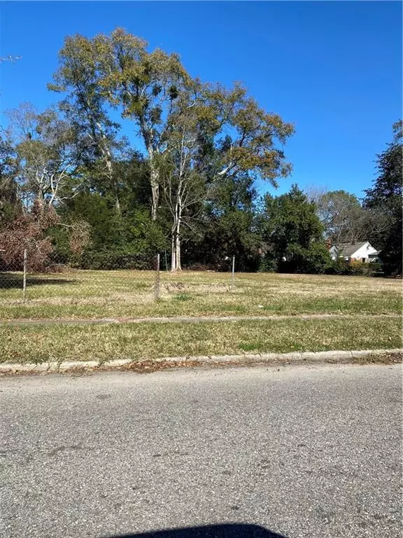 Mobile, AL 36606,178 Rhea AVE