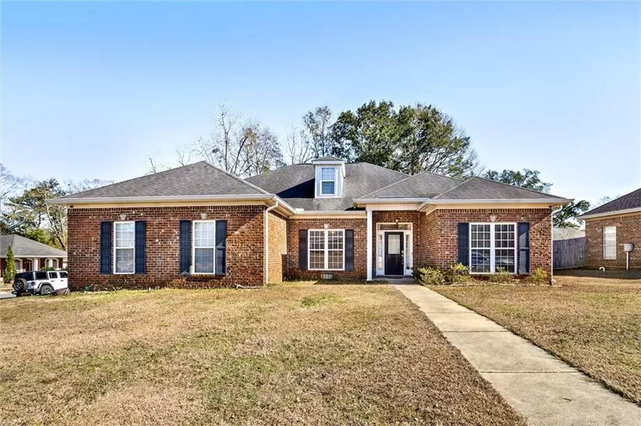 2590 Oak Grove DR, Semmes, AL 36575