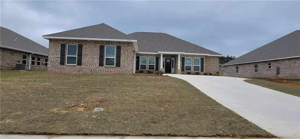 2162 Meadowview LOOP W, Semmes, AL 36575