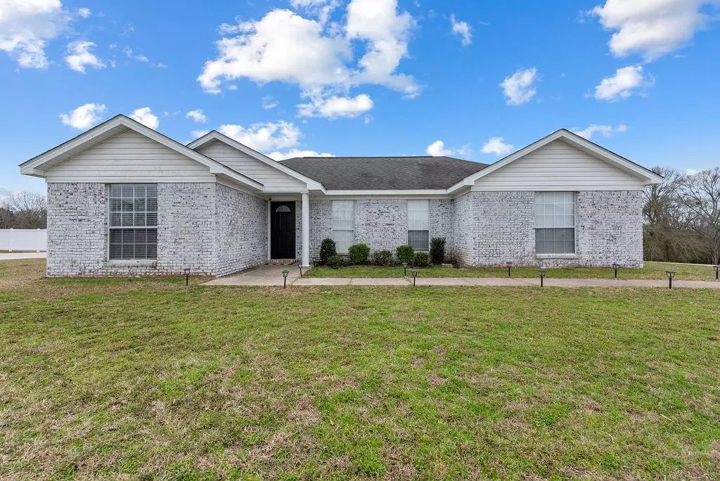 Grand Bay, AL 36541,15091 Fawn CIR E