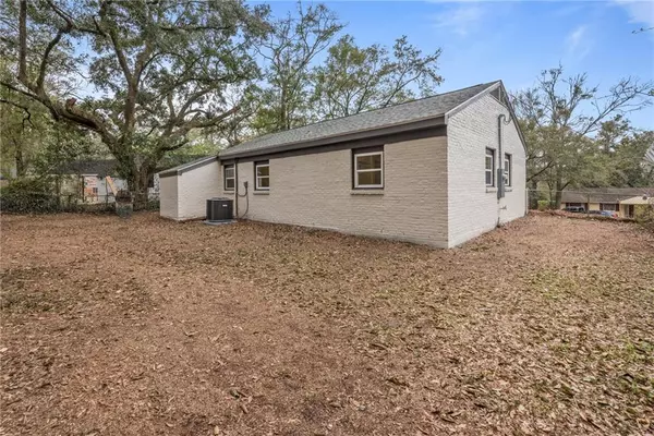 Mobile, AL 36609,4003 Yevonne Curve N