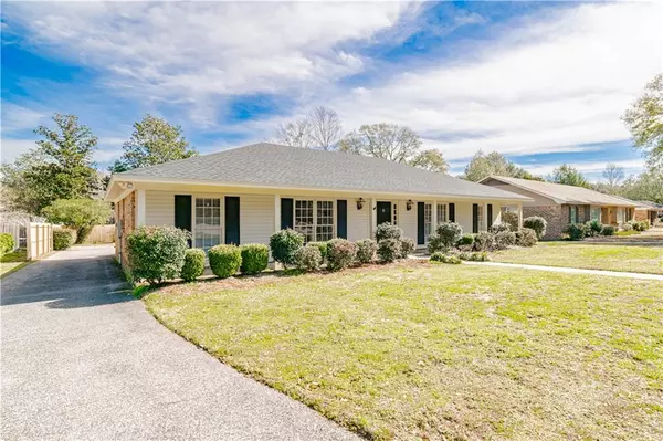 409 Hounds RUN W, Mobile, AL 36608