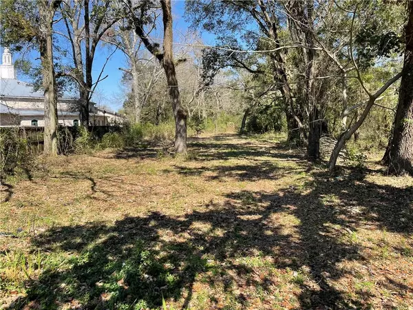 Mobile, AL 36609,4040 Cottage Hill RD