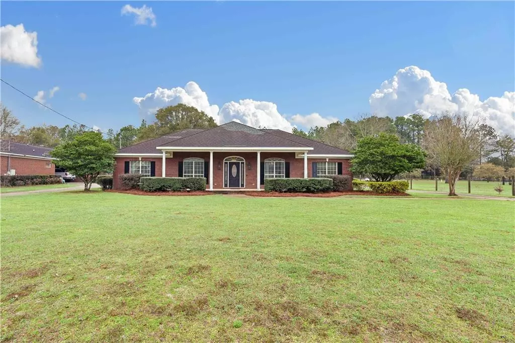 Mobile, AL 36618,7180 Griffice RD