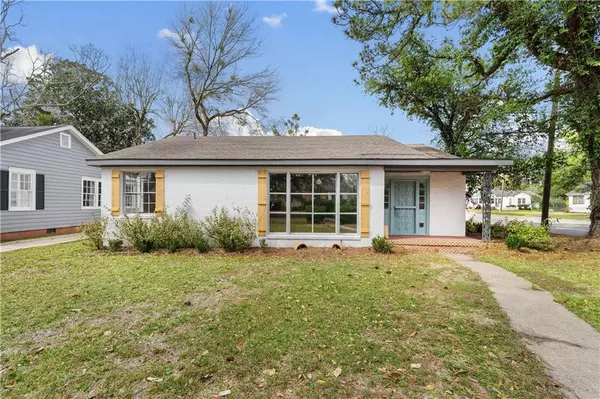 2 Benedict PL, Mobile, AL 36606